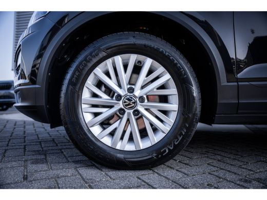 Volkswagen T-Roc 1.0 TSI Style | Airco | Cruise control adaptief | Lichtmetalen velgen 16" ActivLease financial lease