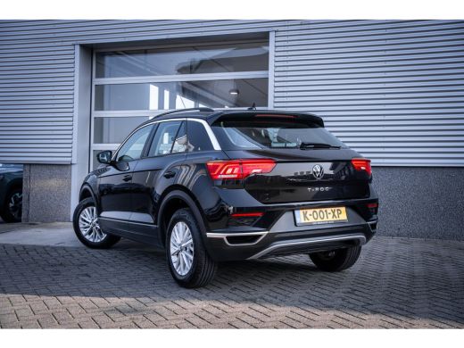 Volkswagen T-Roc 1.0 TSI Style | Airco | Cruise control adaptief | Lichtmetalen velgen 16" ActivLease financial lease