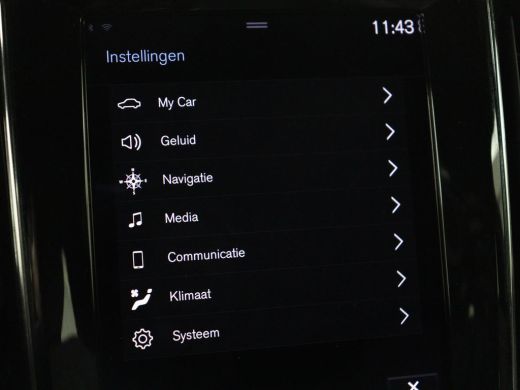 Volvo  V60 2.0 B4 R-Design | Stoelverwarming | Adaptive cruise | Carplay | Camera | Keyless | Navigatie | Ha... ActivLease financial lease