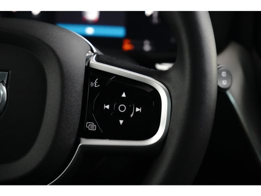 Volvo  XC60 2.0 T6 AWD Recharge Plus Black Edition | Panoramadak | Harman/Kardon | Memory | Head-up | 360 Camera ActivLease financial lease