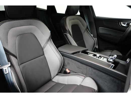 Volvo  XC60 2.0 T6 AWD Recharge Plus Black Edition | Panoramadak | Harman/Kardon | Memory | Head-up | 360 Camera ActivLease financial lease