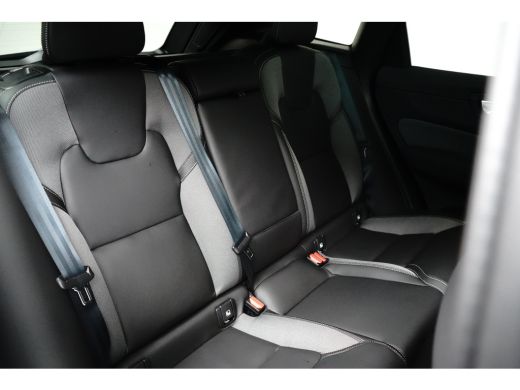 Volvo  XC60 2.0 T6 AWD Recharge Plus Black Edition | Panoramadak | Harman/Kardon | Memory | Head-up | 360 Camera ActivLease financial lease