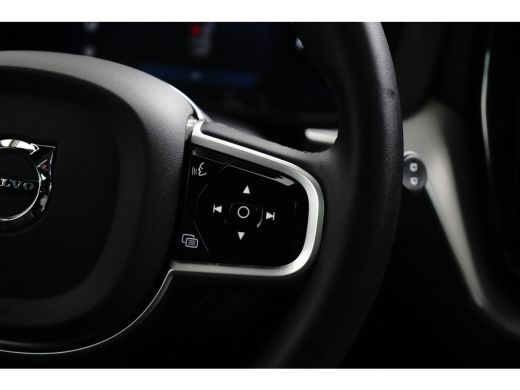 Volvo  XC60 2.0 T6 Plug-in hybrid AWD Plus Black Edition | Achterruitverwarming | Achteruitrijcamera | Elektr... ActivLease financial lease