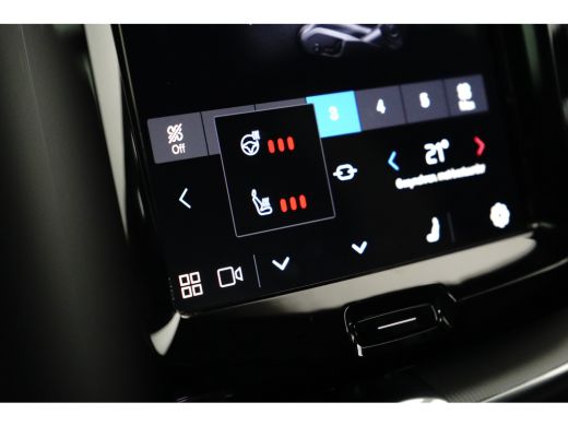 Volvo  XC60 2.0 T6 Plug-in hybrid AWD Plus Black Edition | Achterruitverwarming | Achteruitrijcamera | Elektr... ActivLease financial lease