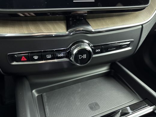 Volvo  XC60 T8 Plug-in hybrid Ultra Dark Executive Edition | Polestar Engineerd Optimisation | Luchtvering | ... ActivLease financial lease