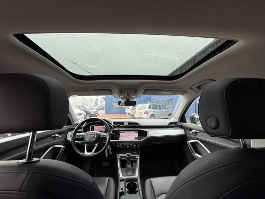 Audi Q3 45 TFSI eHybrid 245pk | Leder | Pano dak ActivLease financial lease