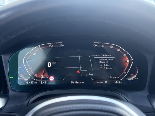 BMW 3 Serie Touring 318i Business Edition | M Pakket | Sfeerverlichting | Apple Carplay | Parkeercamera ActivLease financial lease