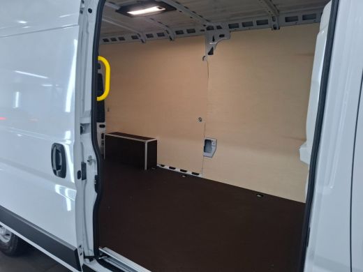 Citroën Jumper 2.2 BlueHDi 140pk Automaat L3H2 3.5t Zwaar | Achteruitrijcamera | Airco (automatisch) | Cruise co... ActivLease financial lease