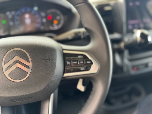 Citroën Jumper 2.2 BlueHDi 140pk Automaat L3H2 3.5t Zwaar | Achteruitrijcamera | Airco (automatisch) | Apple Car... ActivLease financial lease