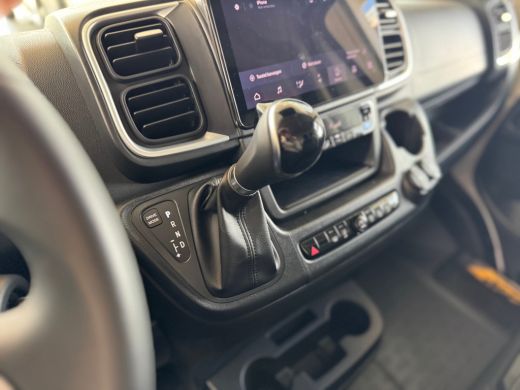 Citroën Jumper 2.2 BlueHDi 140pk Automaat L3H2 3.5t Zwaar | Achteruitrijcamera | Airco (automatisch) | Apple Car... ActivLease financial lease