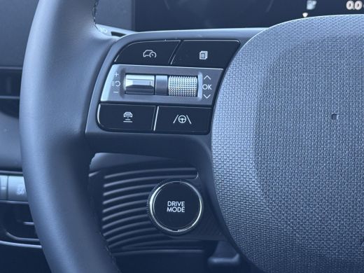 Hyundai IONIQ 5 Long Range Pure Edition 84 kWh | Apple Carplay/Android Auto | Adaptieve Cruise Control | Elektris... ActivLease financial lease