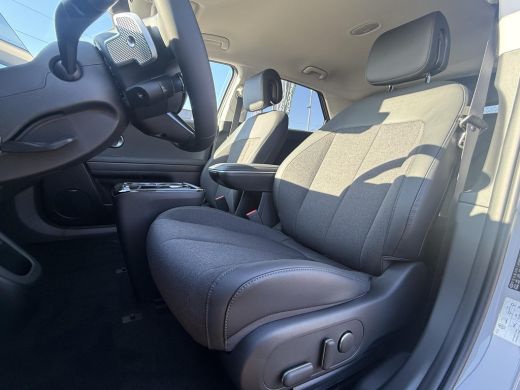 Hyundai IONIQ 5 Long Range Pure Edition 84 kWh | Apple Carplay/Android Auto | Adaptieve Cruise Control | Elektris... ActivLease financial lease