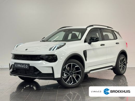Lynk & Co 01 1.5 Core | Trekhaak | Achteruitrijcamera | Apple Carplay/Android Auto | Cruise control adaptief |