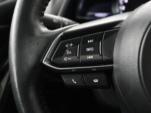 Mazda 2 1.5 Skyact-G Luxury | Stoel & stuurverwarming | Head-Up | Camera | Carplay | Keyless | Full LED |... ActivLease financial lease