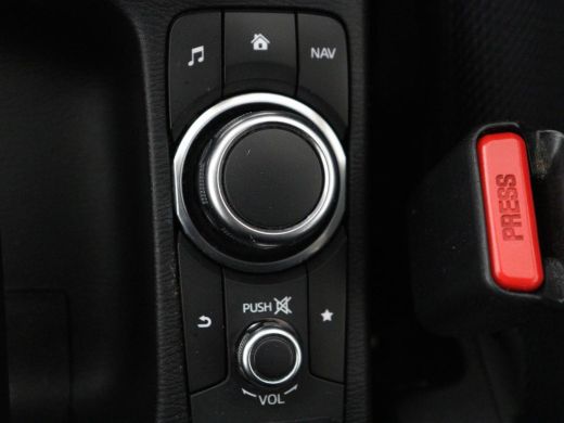 Mazda 2 1.5 Skyact-G Luxury | Stoel & stuurverwarming | Head-Up | Camera | Carplay | Keyless | Full LED |... ActivLease financial lease