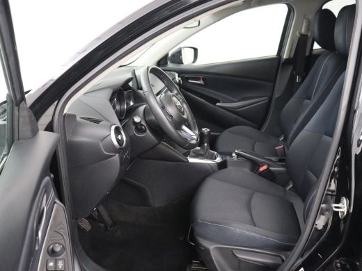 Mazda 2 1.5 Skyact-G Luxury | Stoel & stuurverwarming | Head-Up | Camera | Carplay | Keyless | Full LED |... ActivLease financial lease