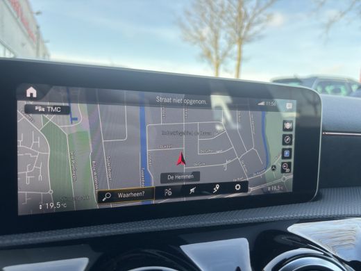 Mercedes-Benz A-Klasse 160 Business Solution AMG Pakket Mountain Gray Metallic! | Stoelverwarming | Apple Carplay | Lane... ActivLease financial lease