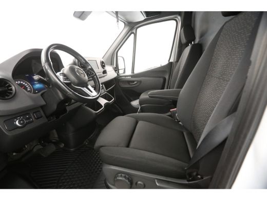 Mercedes-Benz Sprinter 317 1.9 CDI 170PK L2H2 | 3500kg Trekgew. | Trekhaak | Aut. | Airco | Adap. Cruise | Camera | Carp... ActivLease financial lease