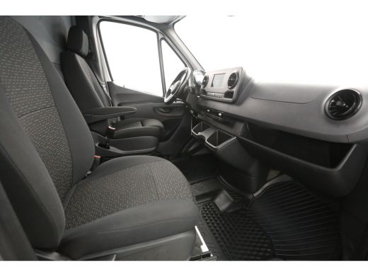 Mercedes-Benz Sprinter 317 1.9 CDI 170PK L2H2 | 3500kg Trekgew. | Trekhaak | Aut. | Airco | Adap. Cruise | Camera | Carp... ActivLease financial lease