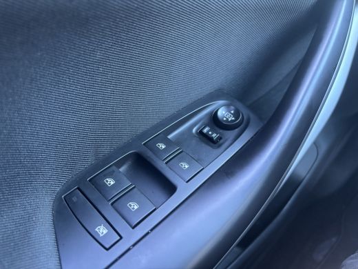 Opel Astra 1.4 146 PK Blitz Edition Automaat | Stoel&Stuur verwarming | Parkeercamera | ActivLease financial lease