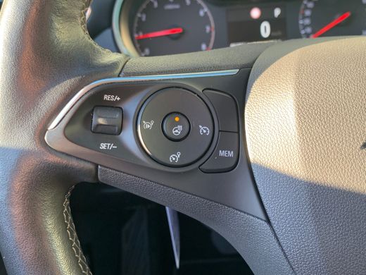 Opel Crossland 1.2 Turbo Ultimate Airco | Alcantara | Camera | Cruise Control | Keyless | LED | Navi | PDC V&A |... ActivLease financial lease