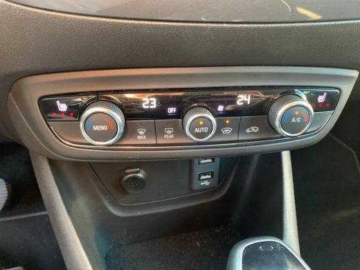 Opel Crossland 1.2 Turbo Ultimate Airco | Alcantara | Camera | Cruise Control | Keyless | LED | Navi | PDC V&A |... ActivLease financial lease