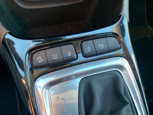 Opel Crossland 1.2 Turbo Ultimate Airco | Alcantara | Camera | Cruise Control | Keyless | LED | Navi | PDC V&A |... ActivLease financial lease