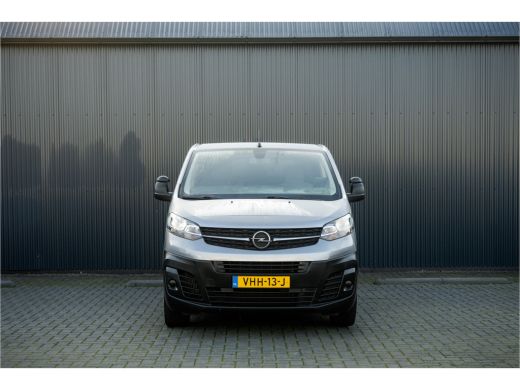 Opel Vivaro 2.0 L3H1 | 5-Zits | Camera | Cruise | Airco | Trekhaak | Stoelhoezen! ActivLease financial lease