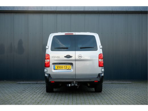 Opel Vivaro 2.0 L3H1 | 5-Zits | Camera | Cruise | Airco | Trekhaak | Stoelhoezen! ActivLease financial lease