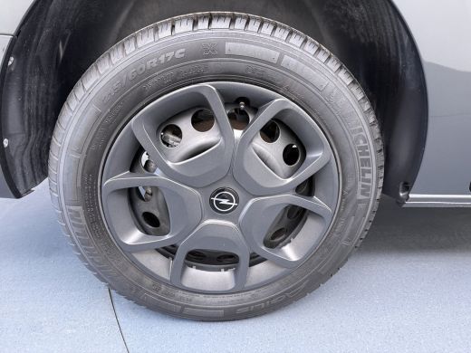 Opel Vivaro L3H1 145pk | BPM VRIJ | Full-Led || Achteruitrijcamera | Airco (automatisch) | Apple Carplay/Andr... ActivLease financial lease