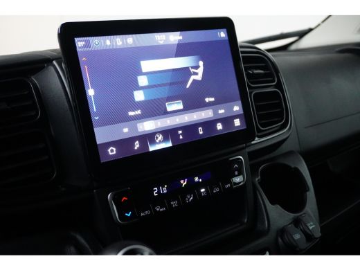 Peugeot Boxer L3H2 3.5T Heavy 2.2 BlueHDi 180PK Automaat | BPM VRIJ | Achteruitrijcamera | Airco (automatisch) ... ActivLease financial lease