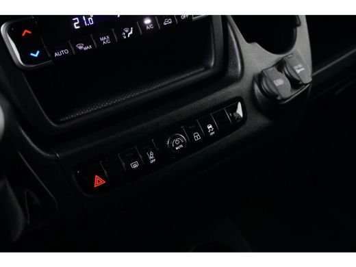 Peugeot Boxer L3H2 3.5T Heavy 2.2 BlueHDi 180PK Automaat | BPM VRIJ | Achteruitrijcamera | Airco (automatisch) ... ActivLease financial lease