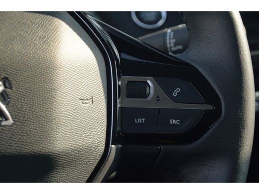 Peugeot e-208 EV Active Pack 50 kWh | Stoelverwarming | Cruise Control | Keyless Start | Apple Carplay / Androi... ActivLease financial lease