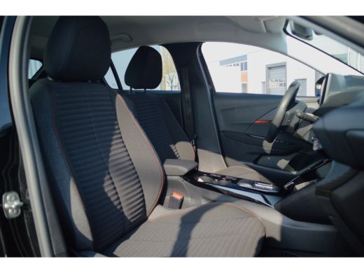 Peugeot e-208 EV Active Pack 50 kWh | Stoelverwarming | Cruise Control | Keyless Start | Apple Carplay / Androi... ActivLease financial lease