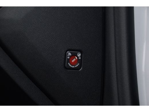 Peugeot e-308 Style | 8 jaar fabrieksgarantie of 160.000 kilometer op het accupakket | Autonomous Emergency Bra... ActivLease financial lease