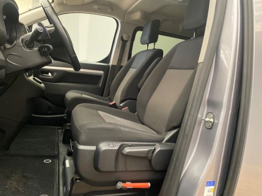 Peugeot Expert 2.0 BlueHDI 180PK Automaat Dubbel Cabine NAVI | LM Velgen | Camera | Trekhaak | Cruise controle |... ActivLease financial lease