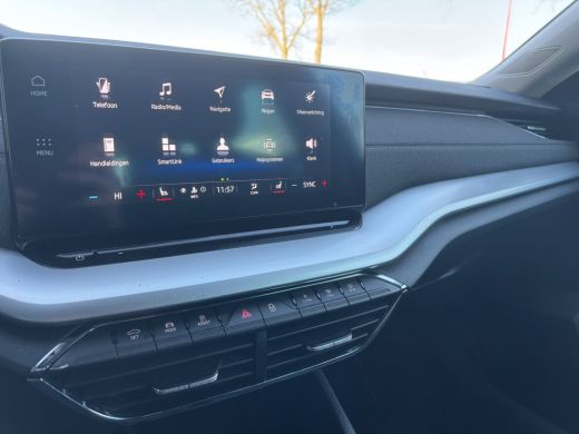 Skoda Octavia Combi 1.0 TSI Business Edition Plus | Memory Stoelen | Stuur Verwarming | Parkeer Sensoren ActivLease financial lease