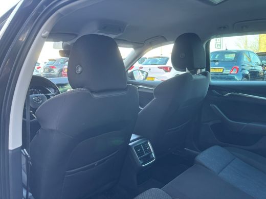 Skoda Octavia Combi 1.0 TSI Business Edition Plus | Memory Stoelen | Stuur Verwarming | Parkeer Sensoren ActivLease financial lease