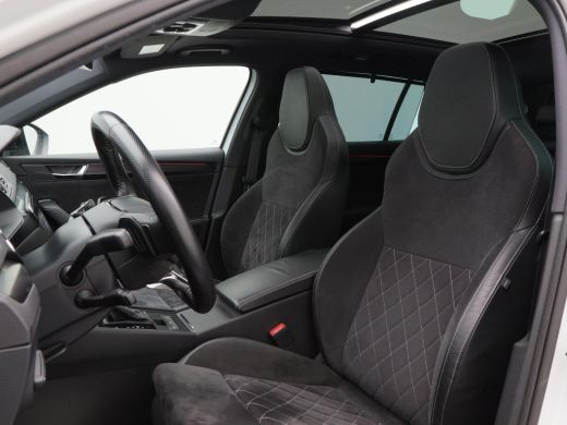 Skoda Superb Combi 1.4 TSi 218 Pk Automaat iV Sportline Business | Panoramadak | Adaptive Cruise | CarPlay | N... ActivLease financial lease