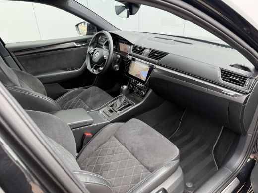 Skoda Superb Combi 1.4 TSI iV 218pk Sportline Business ActivLease financial lease