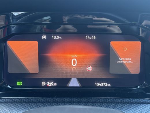 Volkswagen Golf 1.0 TSI Life Business | Sfeerverlichting |Suurverwarming | Adaptive Cruise | Stoelverwarming ActivLease financial lease