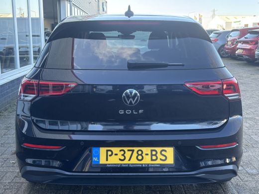 Volkswagen Golf 1.0 TSI Life Business | Sfeerverlichting |Suurverwarming | Adaptive Cruise | Stoelverwarming ActivLease financial lease