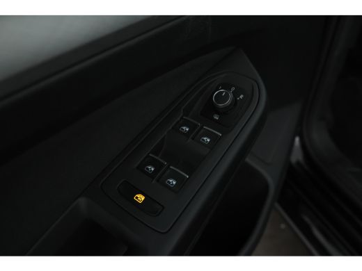 Volkswagen Golf 2.0 TDI Life Business Automaat, Navigatie, ActivLease financial lease