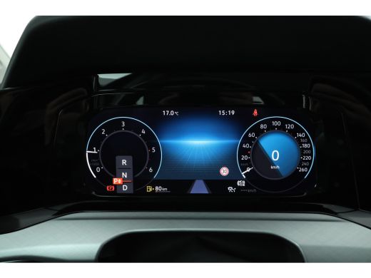 Volkswagen Golf 2.0 TDI Life Business Automaat, Navigatie, ActivLease financial lease