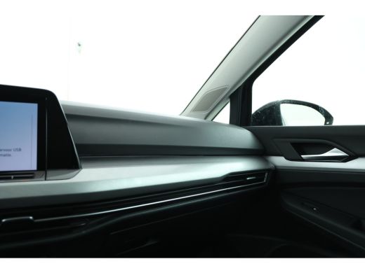 Volkswagen Golf 2.0 TDI Life Business Automaat, Navigatie, ActivLease financial lease