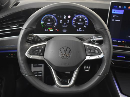 Volkswagen Passat Variant 1.5 eHybrid R-Line Business 204Pk DSG/AUTO | Head up Display | Trekhaak Elecktrisch | Mas... ActivLease financial lease