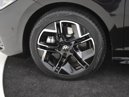 Volkswagen Passat Variant 1.5 eHybrid R-Line Business 204Pk DSG/AUTO | Head up Display | Trekhaak Elecktrisch | Mas... ActivLease financial lease