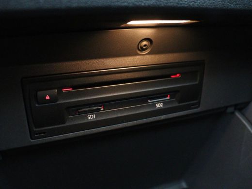 Volkswagen T-Cross 1.0 TSI Life | Carplay | Navigatie | Adaptive cruise | Dodehoek detectie | Airco | Bluetooth | Ge... ActivLease financial lease