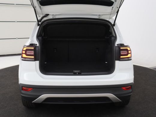 Volkswagen T-Cross 1.0 TSI Life | Carplay | Navigatie | Adaptive cruise | Dodehoek detectie | Airco | Bluetooth | Ge... ActivLease financial lease