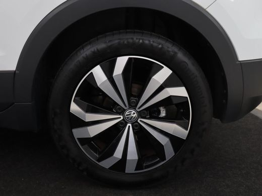 Volkswagen T-Cross 1.0 TSI Life | Carplay | Navigatie | Adaptive cruise | Dodehoek detectie | Airco | Bluetooth | Ge... ActivLease financial lease